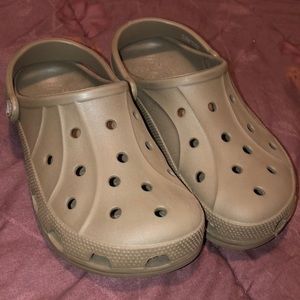 NWOT Brown Tan Crocs Clog Size 9
